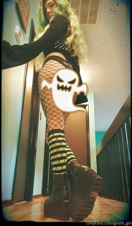 gh05t girl star exclusive image