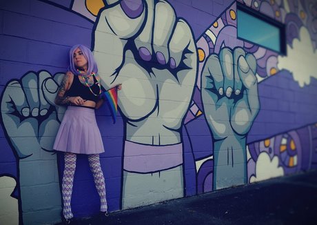 gh05t girl model pretty pics