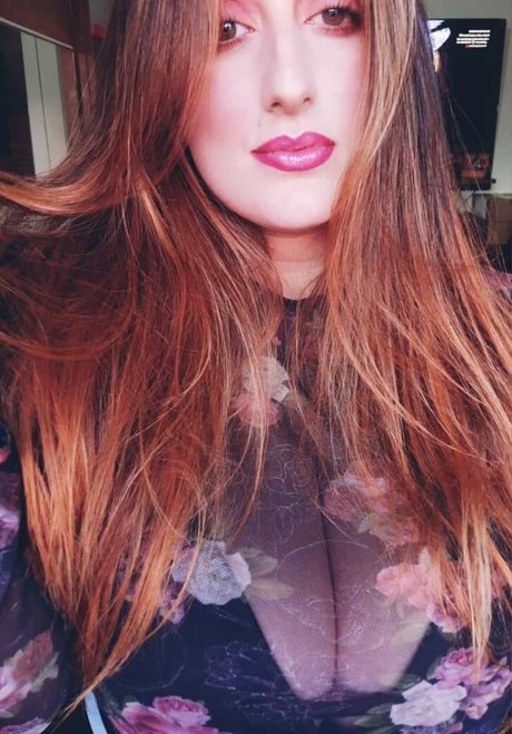 Michelly Rebechi free actress images