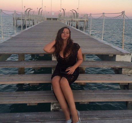 Serena Roberti pornstar nice galleries