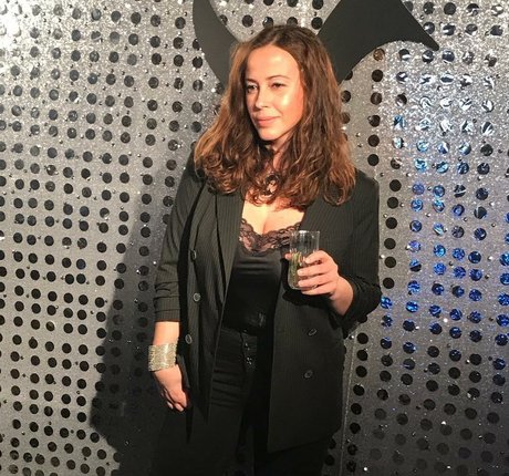 Serena Roberti perfect actress image