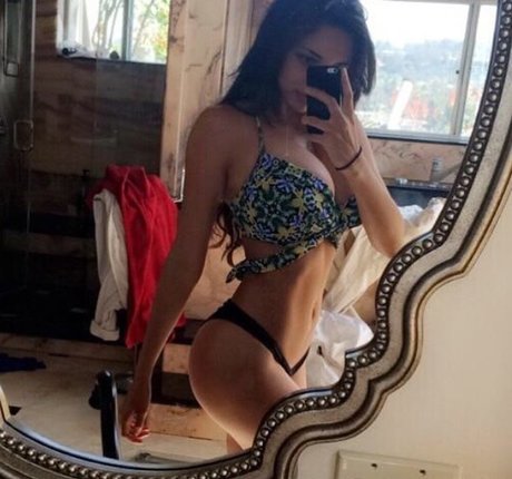 Tara Yazdi pretty pornstar galleries