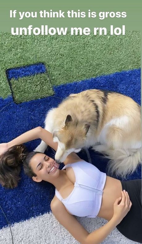 Tara Yazdi pretty pornstar galleries