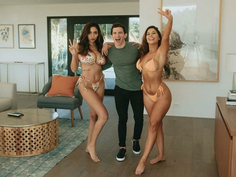 Tara Yazdi pornstar adult pic