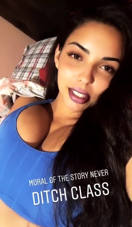 Tara Yazdi perfect pornstar images