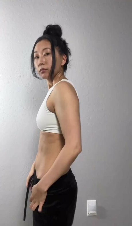 Mari Takahashi beautiful model pic