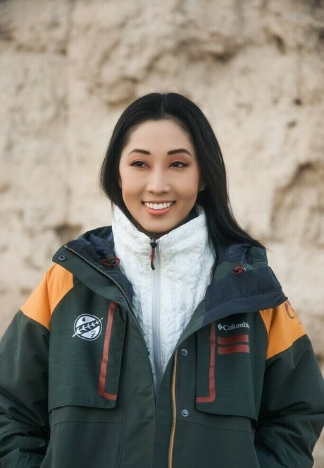 Mari Takahashi model nude archive