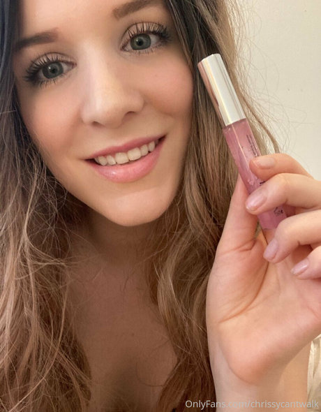 chrissycantwalk erotic actress img