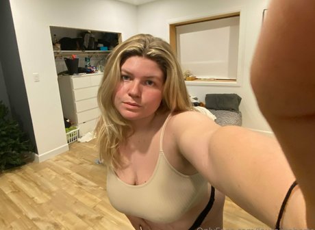 blonde handjob onlyfans xxx image