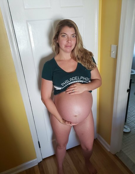 raven onlyfans adult image