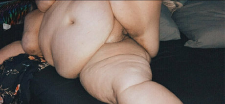 imlivbby erotic actress gallery