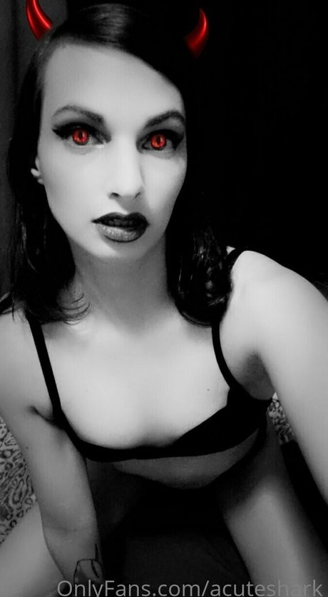 acuteshark art actress pictures