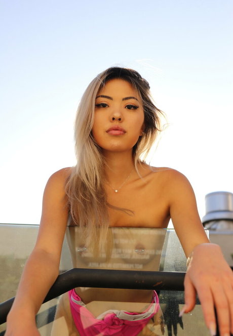 black ass onlyfans top pic