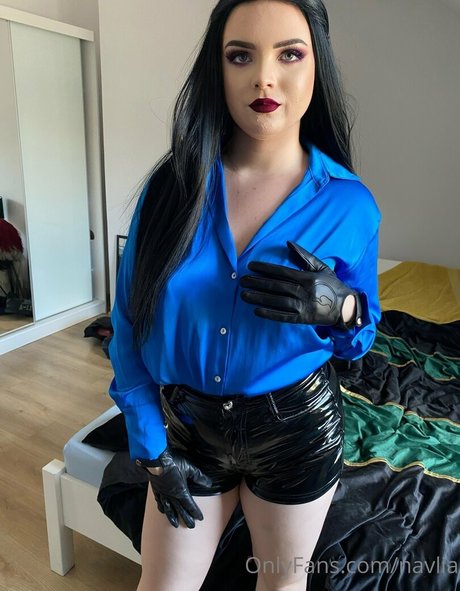 navlia star porn gallery