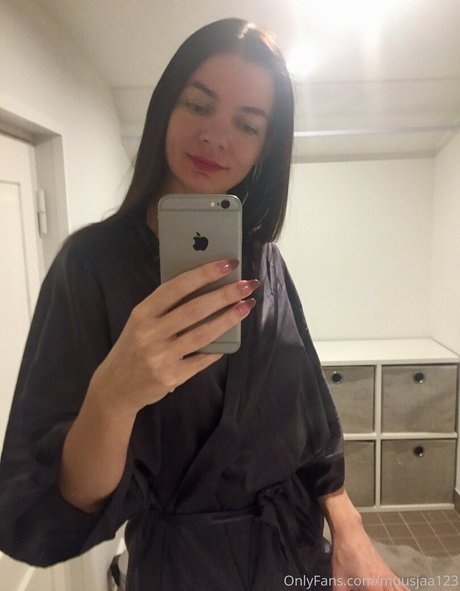 muusjaa123 nude pornstar gallery
