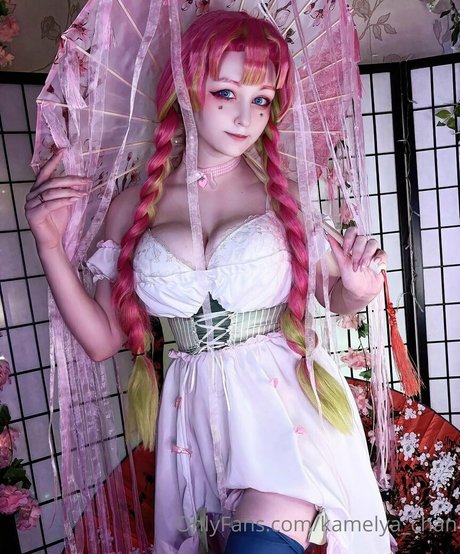 Kamelya chan beautiful pornstar images