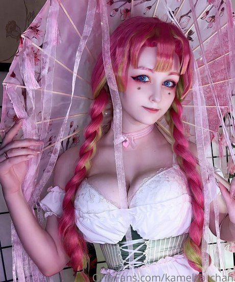 Kamelya chan erotic pornstar pic