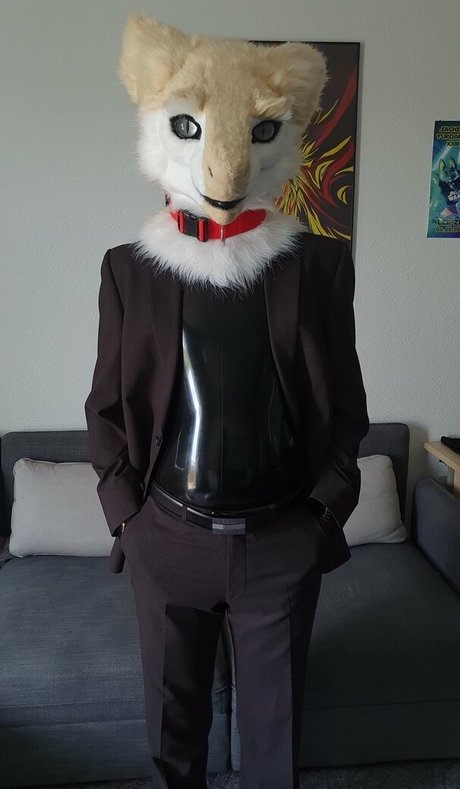 sergnderg nude actress pictures