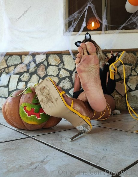 gigigi137 model beautiful images