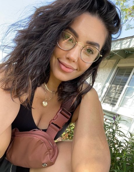 ebony smoking onlyfans beautiful naked picture