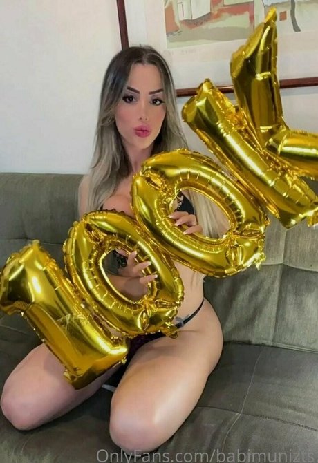 Babi Muniz model naked pics