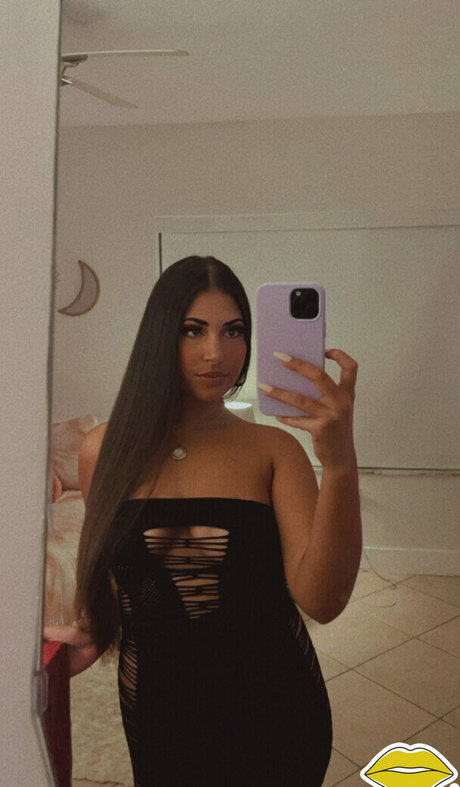 Venezuelan model pornographic pic