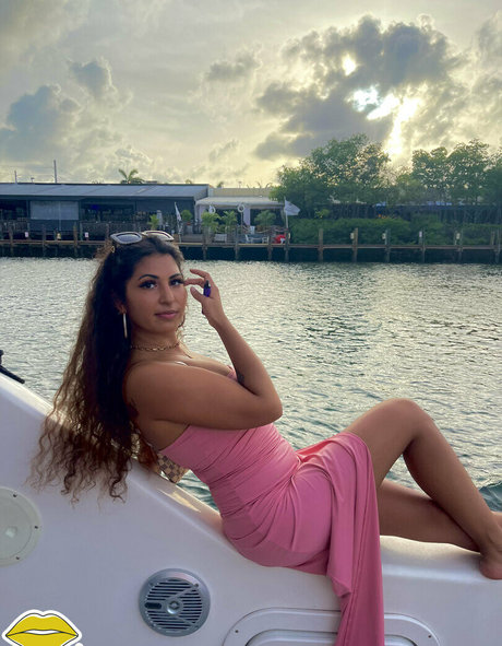 Venezuelan model sex image