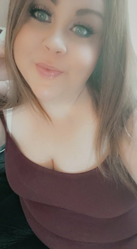 bustymeg hot pornstar pic