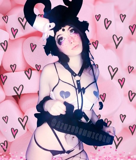 azuzubunnicorn Profile Photo