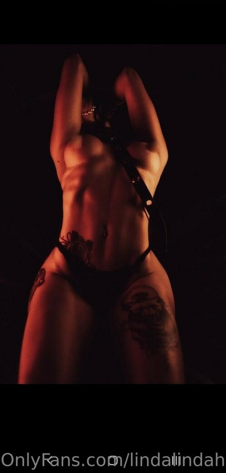 lindalindahotfree beautiful star image