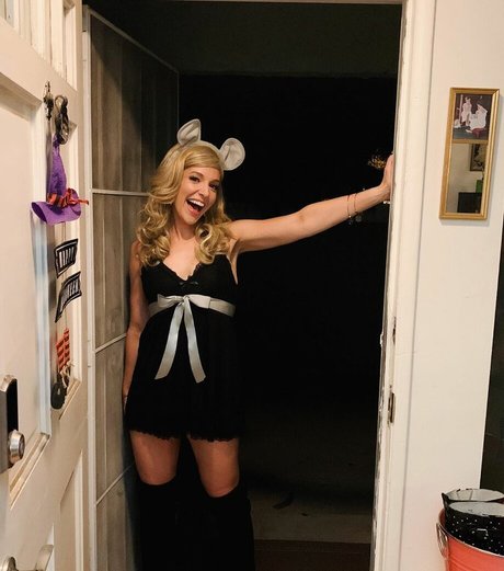 Emma Fyffe star pretty image