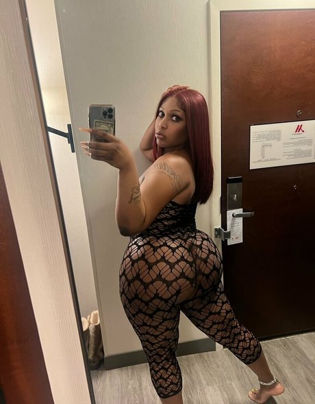 Hen Diorr model nice picture