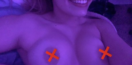 sassy sinner high quality actress pics