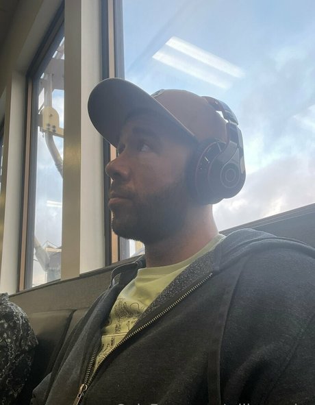 willpounder star nude pics