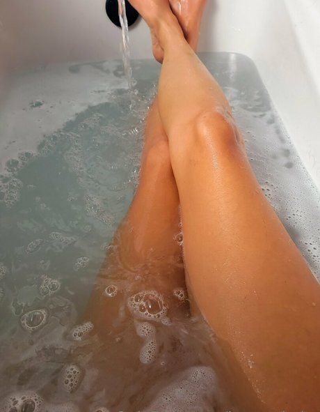 leather leggings onlyfans sexy nude pictures