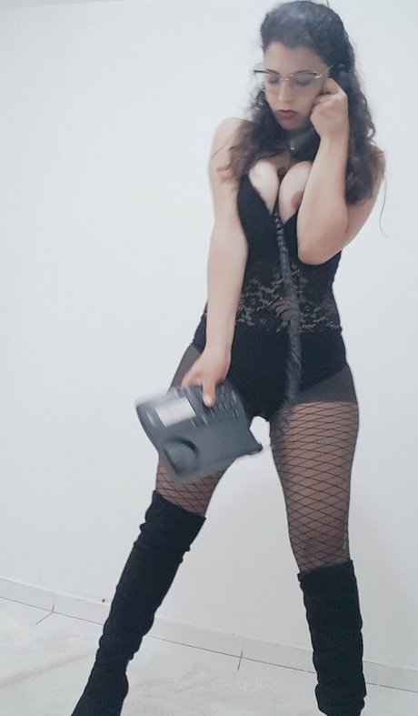 lizkiss1 art star galleries