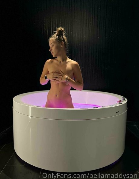 bellamaddyson sexy star pic