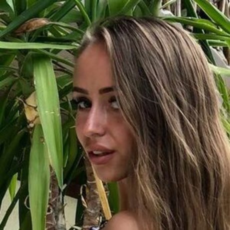 ale alexandra79 star adult photos