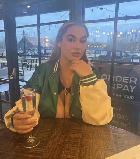 Caitlinn G model nudes galleries