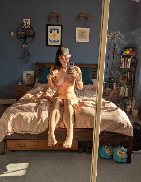 reedamberx beautiful model img