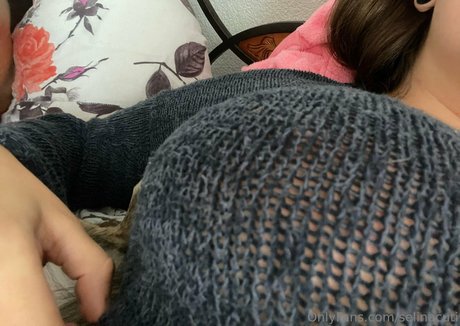 selinacuti adult model pictures