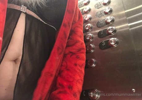 mummawinter exclusive model pictures