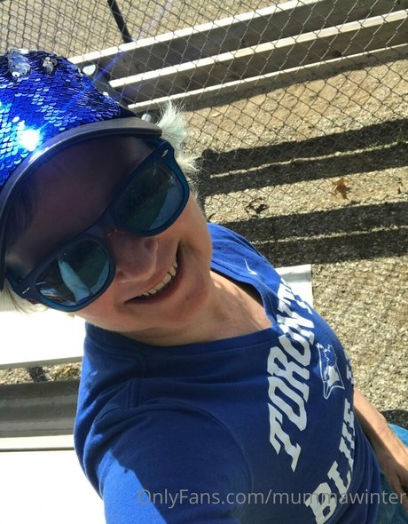 mummawinter hot pornstar picture