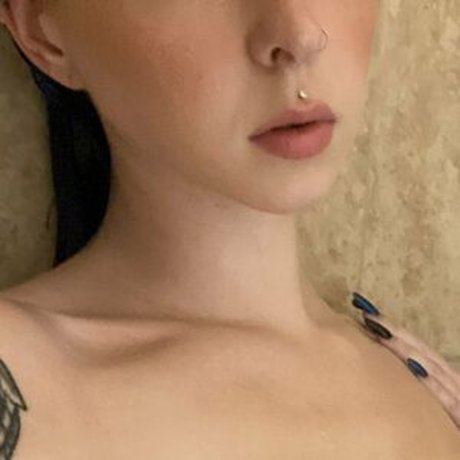 Medusaslittleangel naked pornstar images