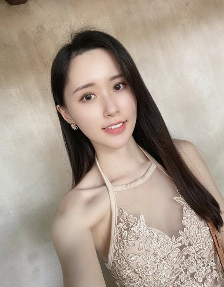 Vanessa Only4567 pornstar archive