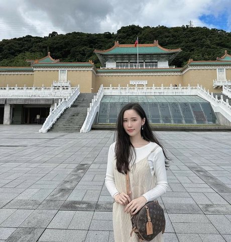 Vanessa Only4567 nude actress archive