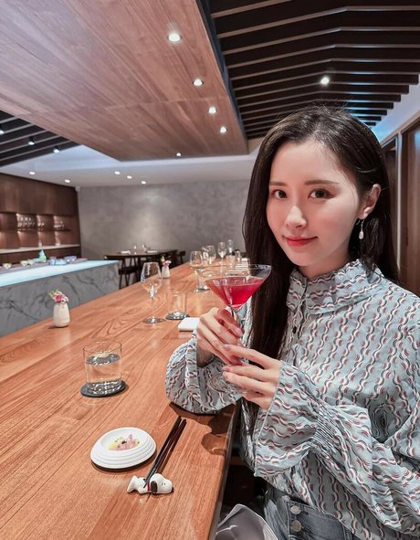 Vanessa Only4567 nude model photos