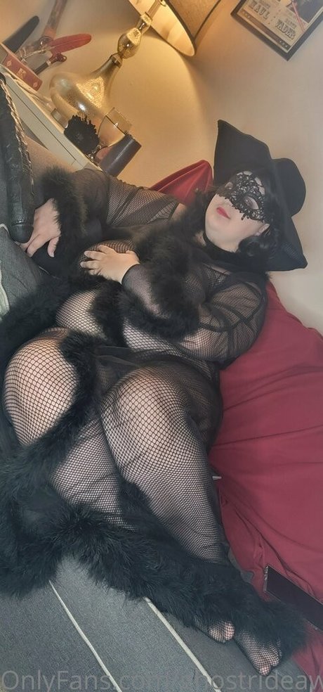 ghostrideawayfree model gallery