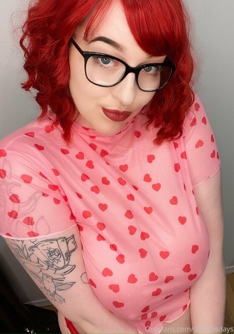 delilahsdays star adult picture