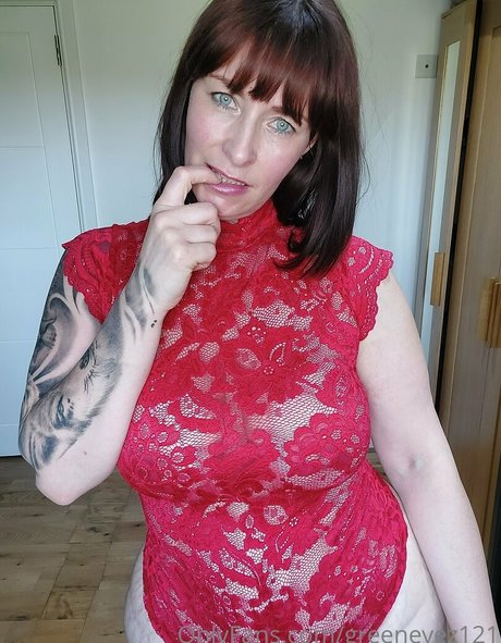 Greeneyez121 nudes model img